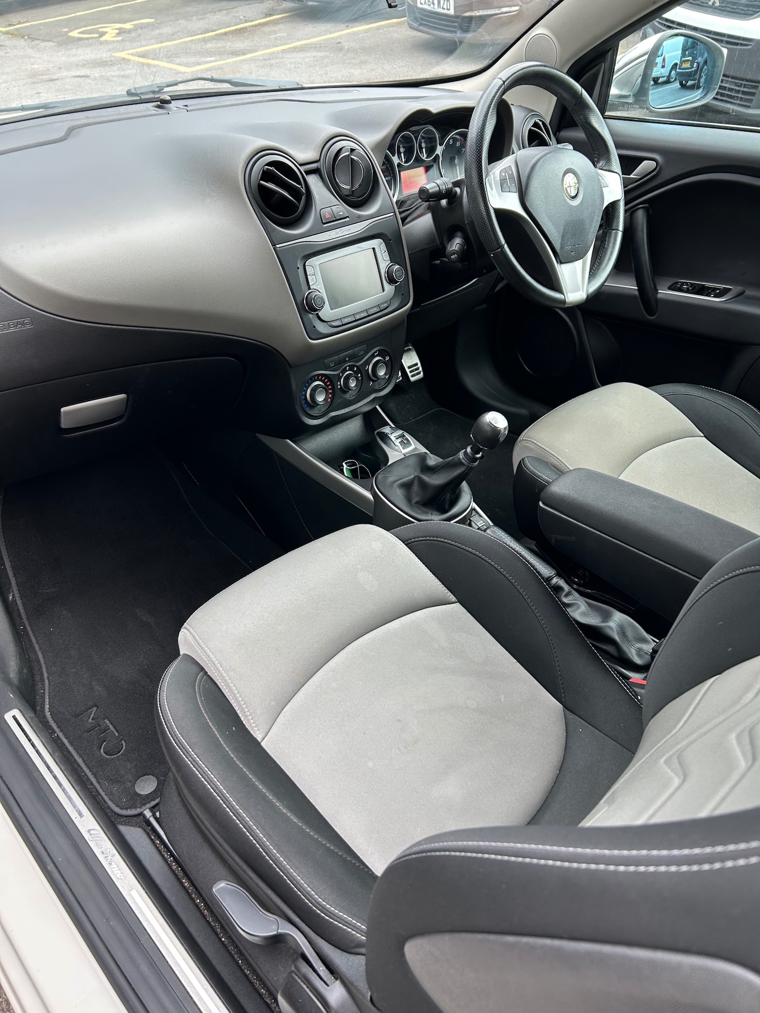 Used Alfa Romeo MiTo 2015 for sale - 77997339: Photo 5