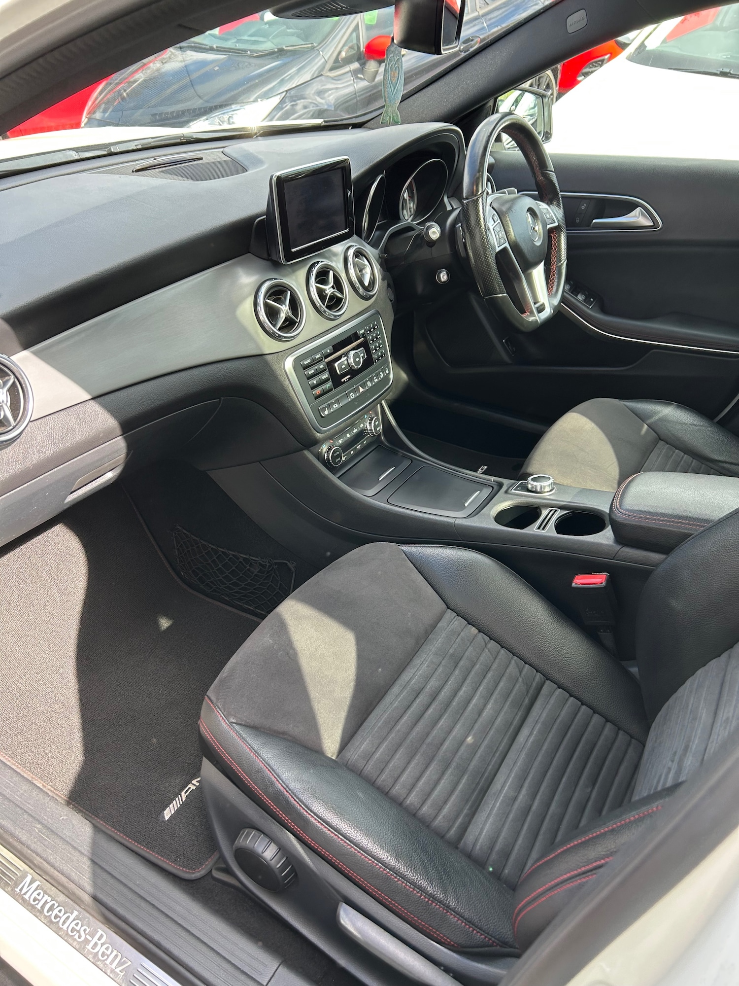 Used Mercedes-Benz GLA 2015 for sale - 78064953: Photo 8