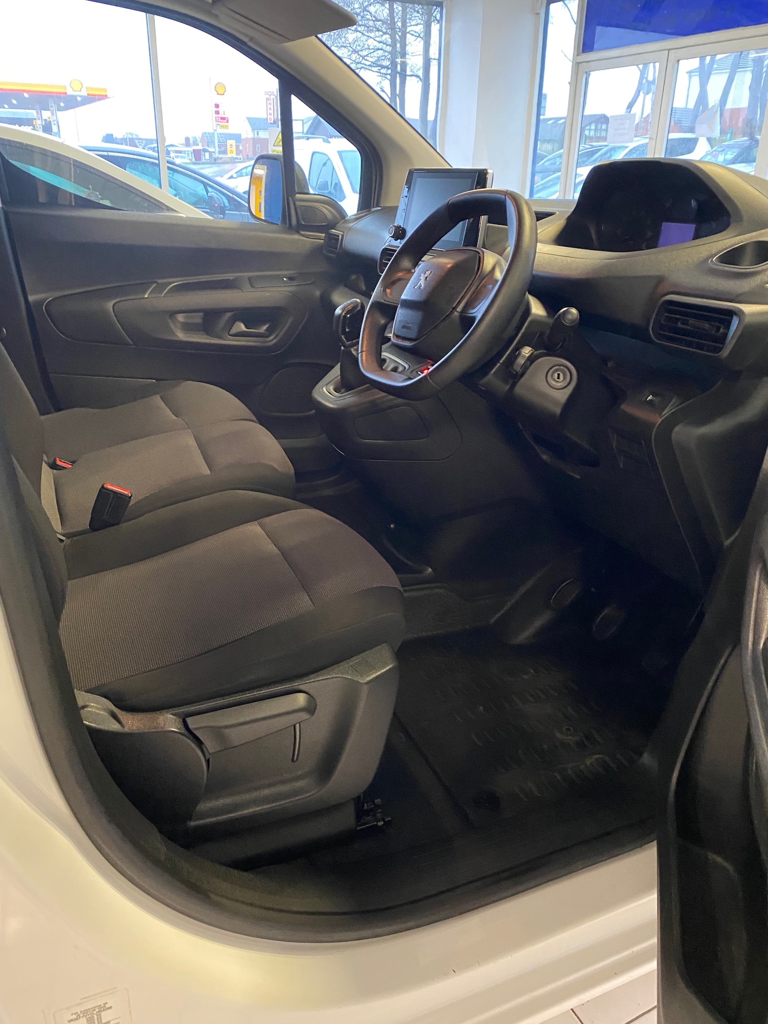 Used Peugeot Partner 2020 for sale - 77337721: Photo 2