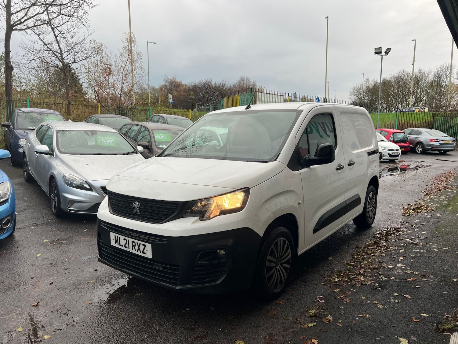 Used Peugeot Partner 2021 for sale - 76762035: Photo 2