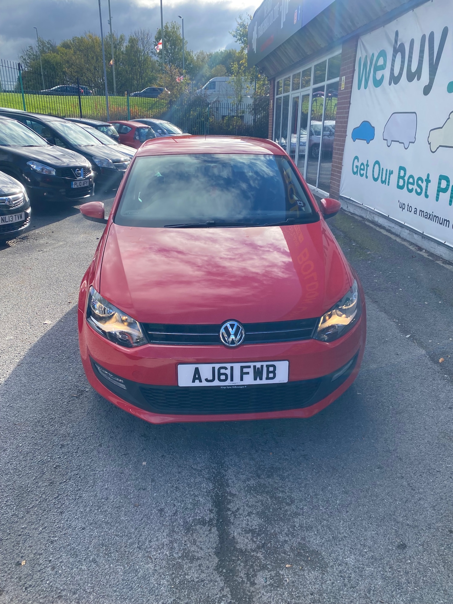 Used Volkswagen Polo 2012 for sale - 76374492: Photo 2