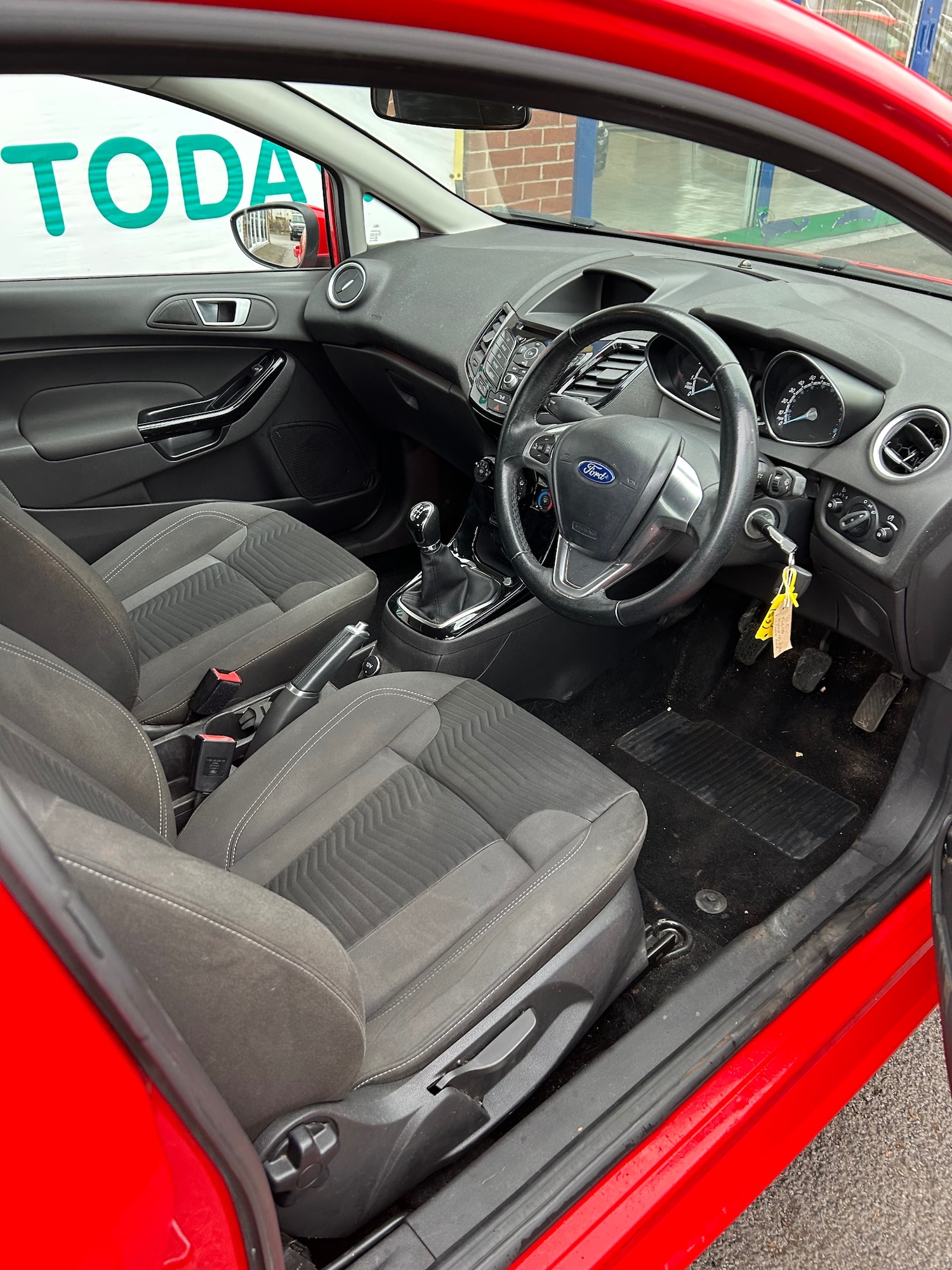 Used Ford Fiesta 2015 for sale - 77951038: Photo 5