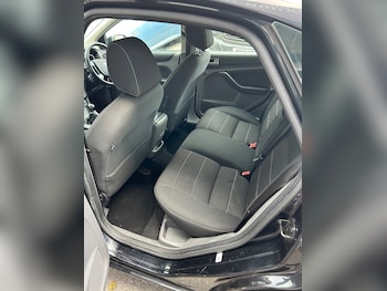 Used Ford Focus 2010 for sale - 79321393: Photo