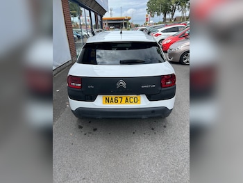 Used Citroen C4 Cactus 2017 for sale - 79140630: Photo