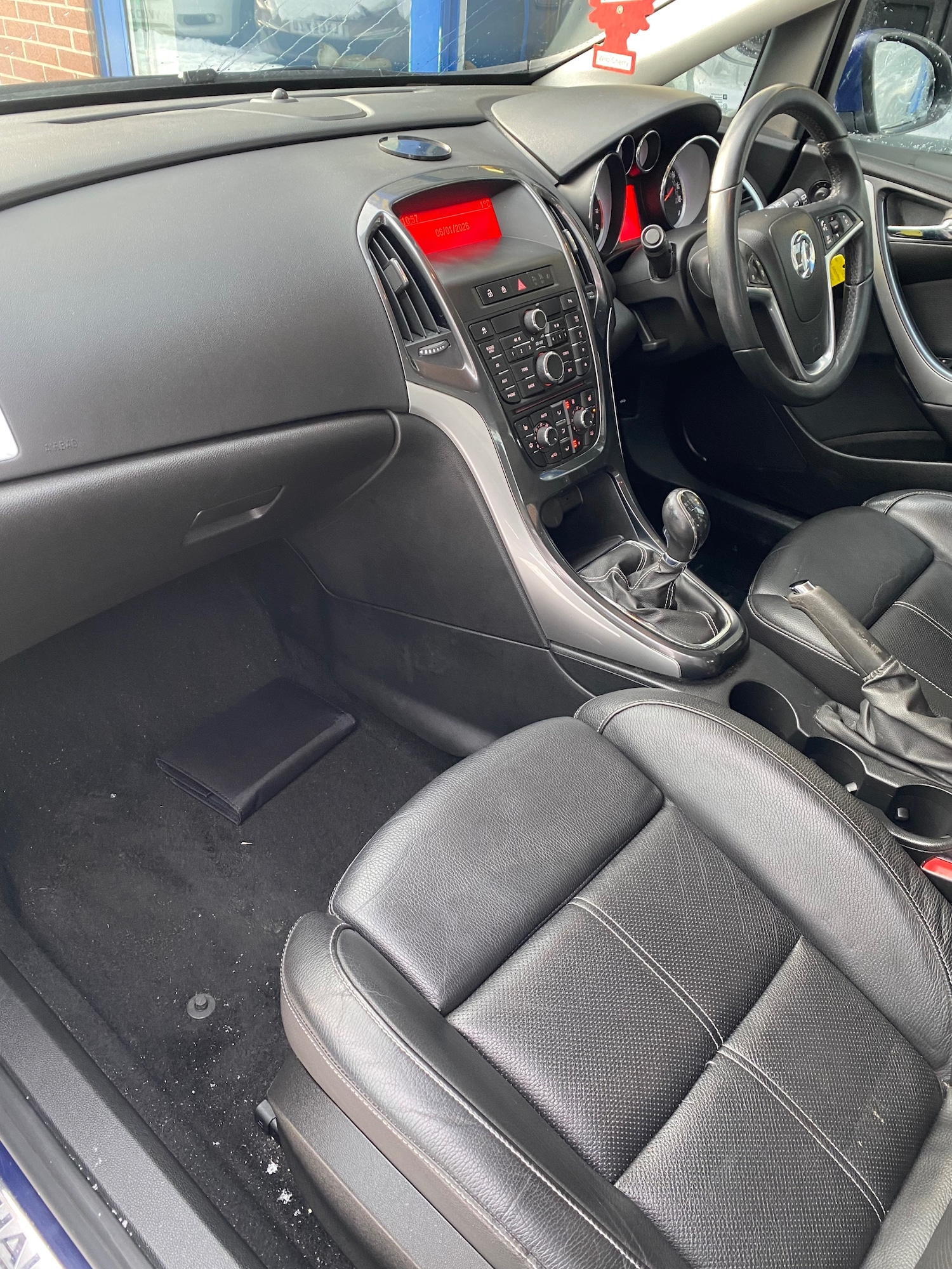 Used Vauxhall Astra 2013 for sale - 77113360: Photo 8