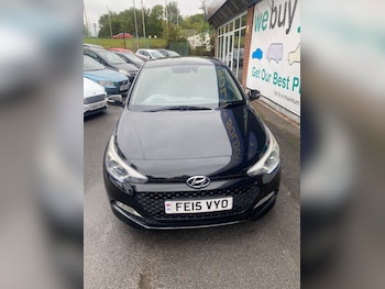 Used Hyundai i20 2015 for sale - 75982053: Photo 2