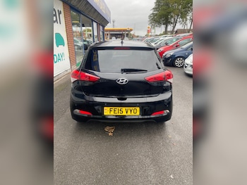 Used Hyundai i20 2015 for sale - 75982053: Photo 4