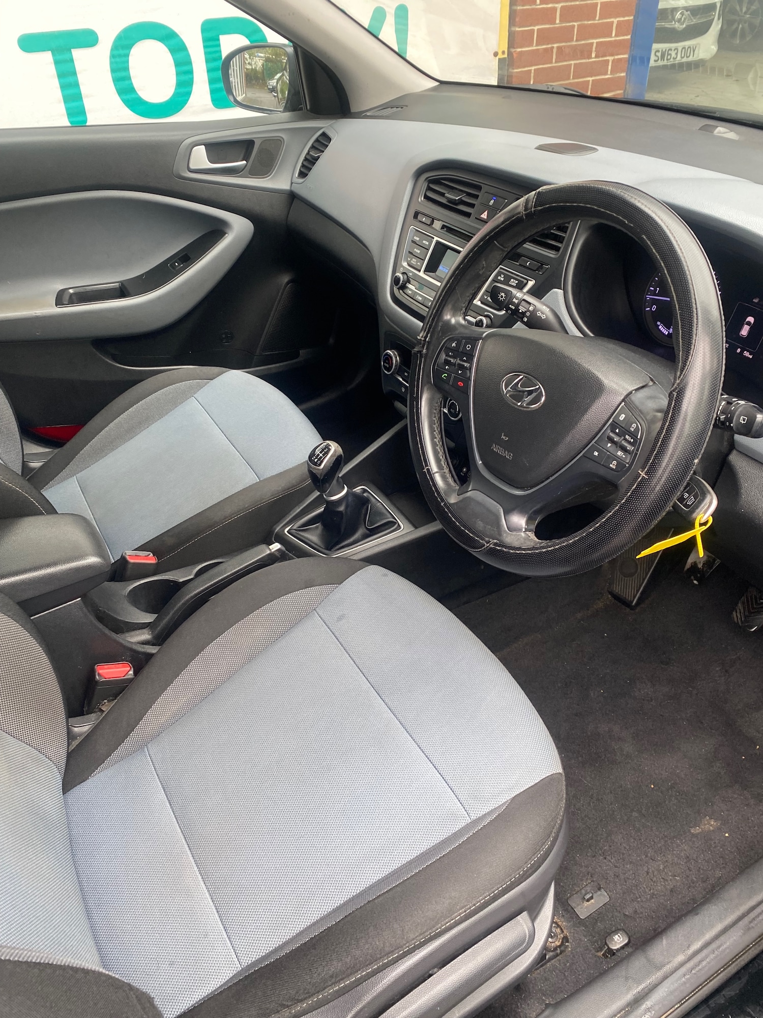 Used Hyundai i20 2015 for sale - 75982053: Photo 5