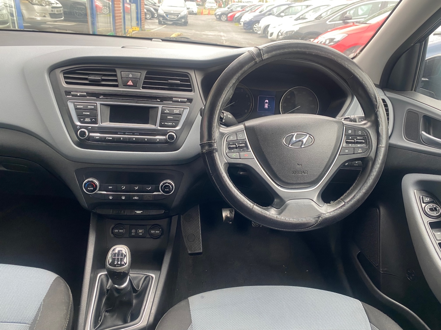 Used Hyundai i20 2015 for sale - 75982053: Photo 7