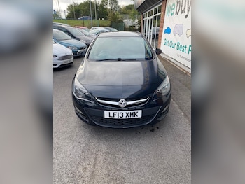 Used Vauxhall Astra 2013 for sale - 76005048: Photo 2