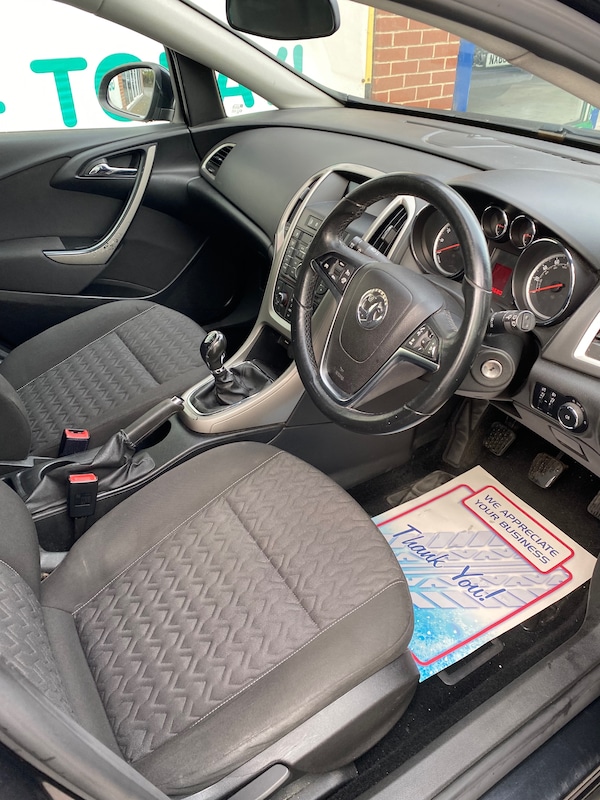 Used Vauxhall Astra 2013 for sale - 76005048: Photo 5