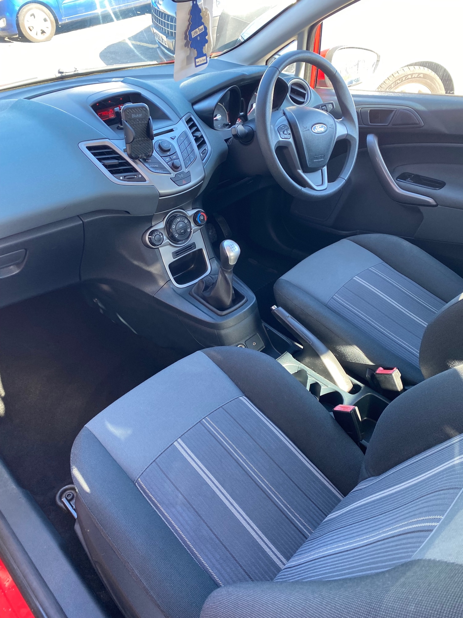 Used Ford Fiesta 2010 for sale - 77729852: Photo 6