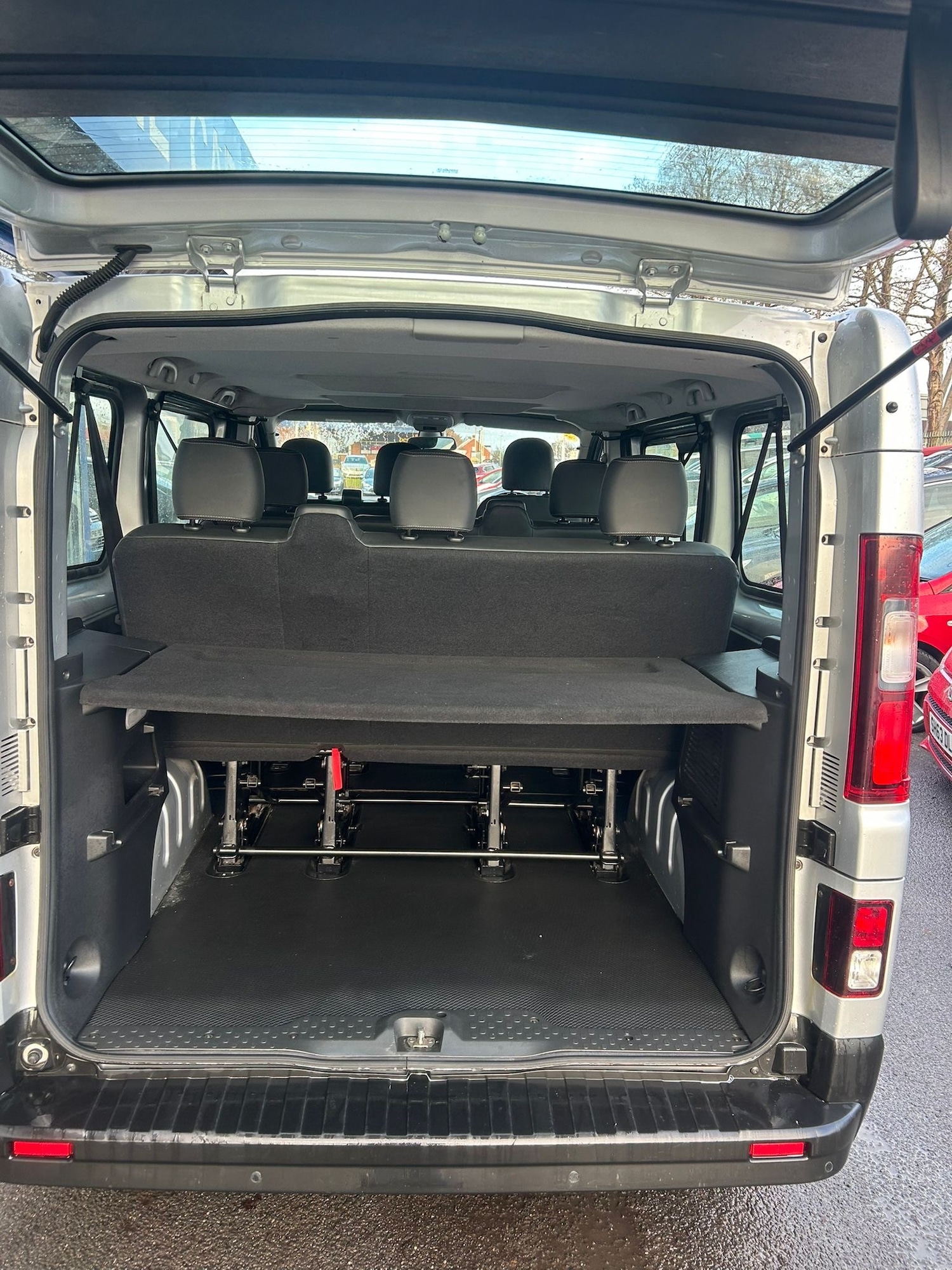 Used Nissan NV300 2017 for sale - 77180329: Photo 5