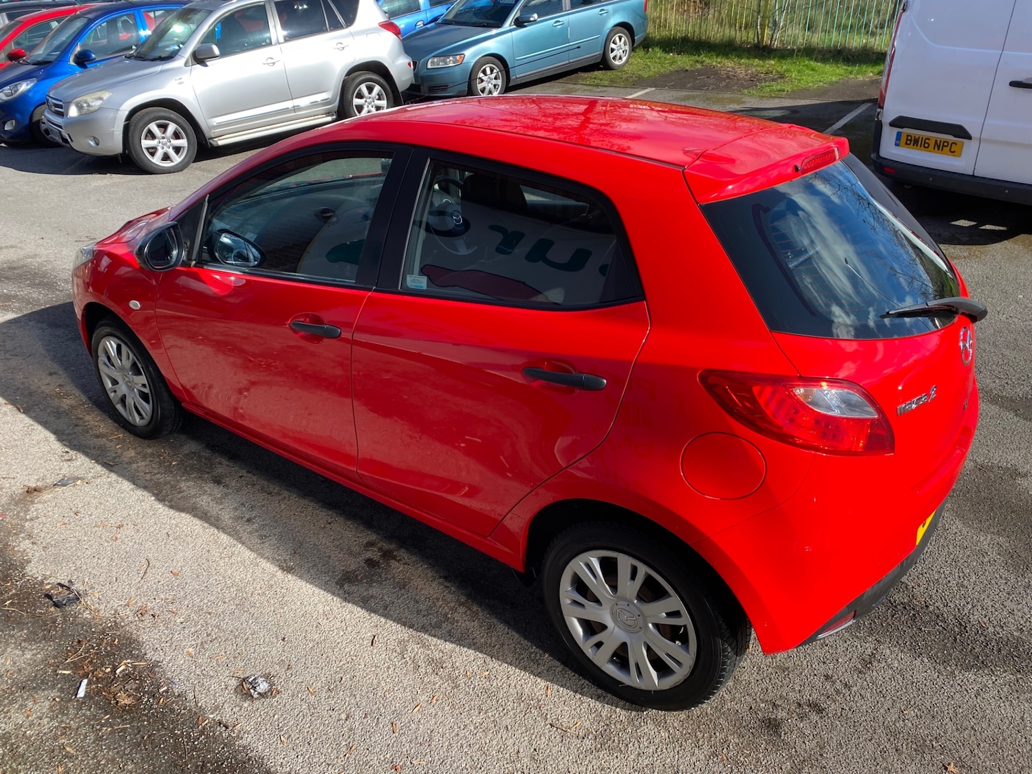 Used Mazda Mazda2 2012 for sale - 77864935: Photo 3
