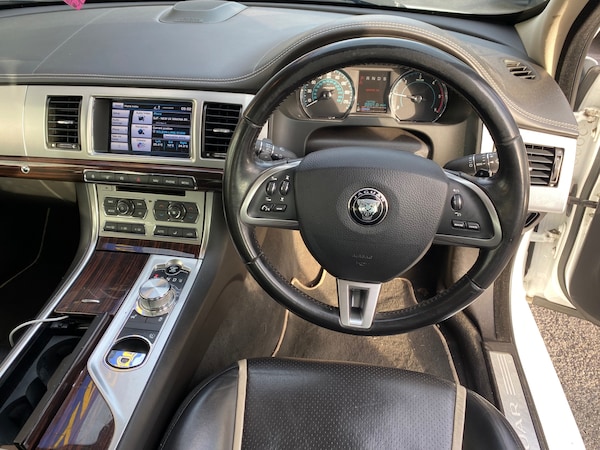 Used Jaguar XF 2015 for sale - 76218763: Photo 7