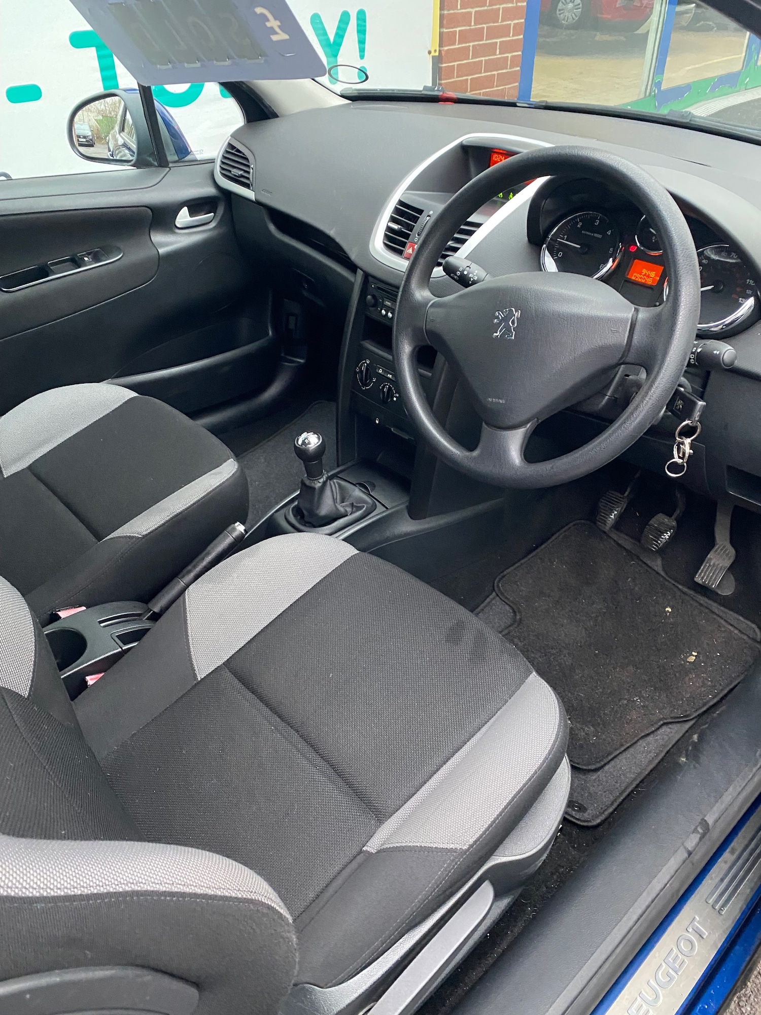 Used Peugeot 207 2007 for sale - 77418395: Photo 5