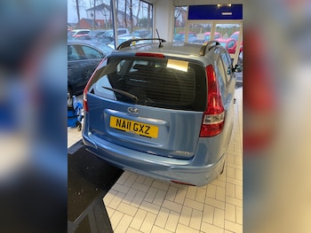 Used Hyundai i30 2011 for sale - 77298636: Photo