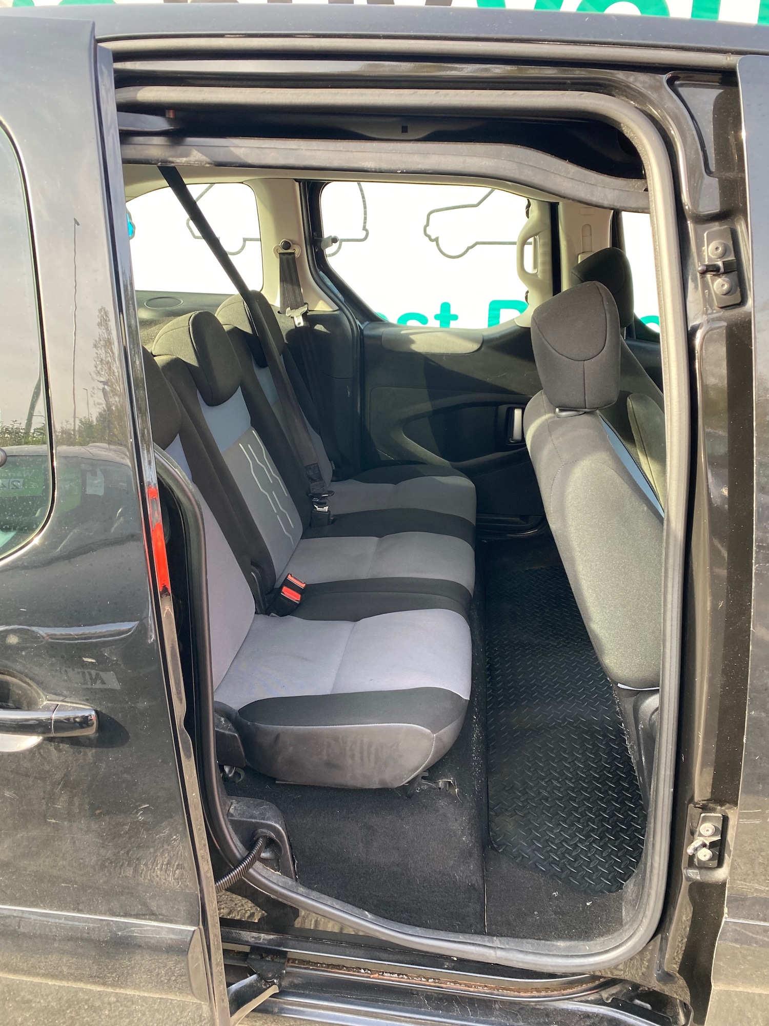 Used Peugeot Partner Tepee 2012 for sale - 76363103: Photo 7