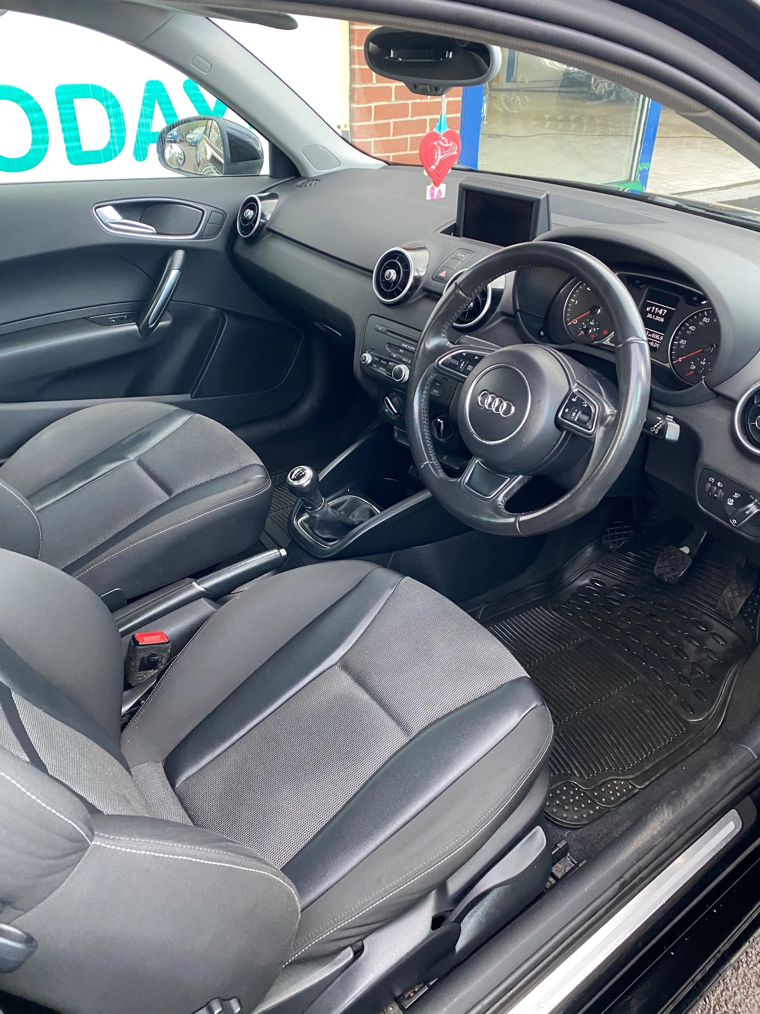 Used Audi A1 2014 for sale - 77259005: Photo 6