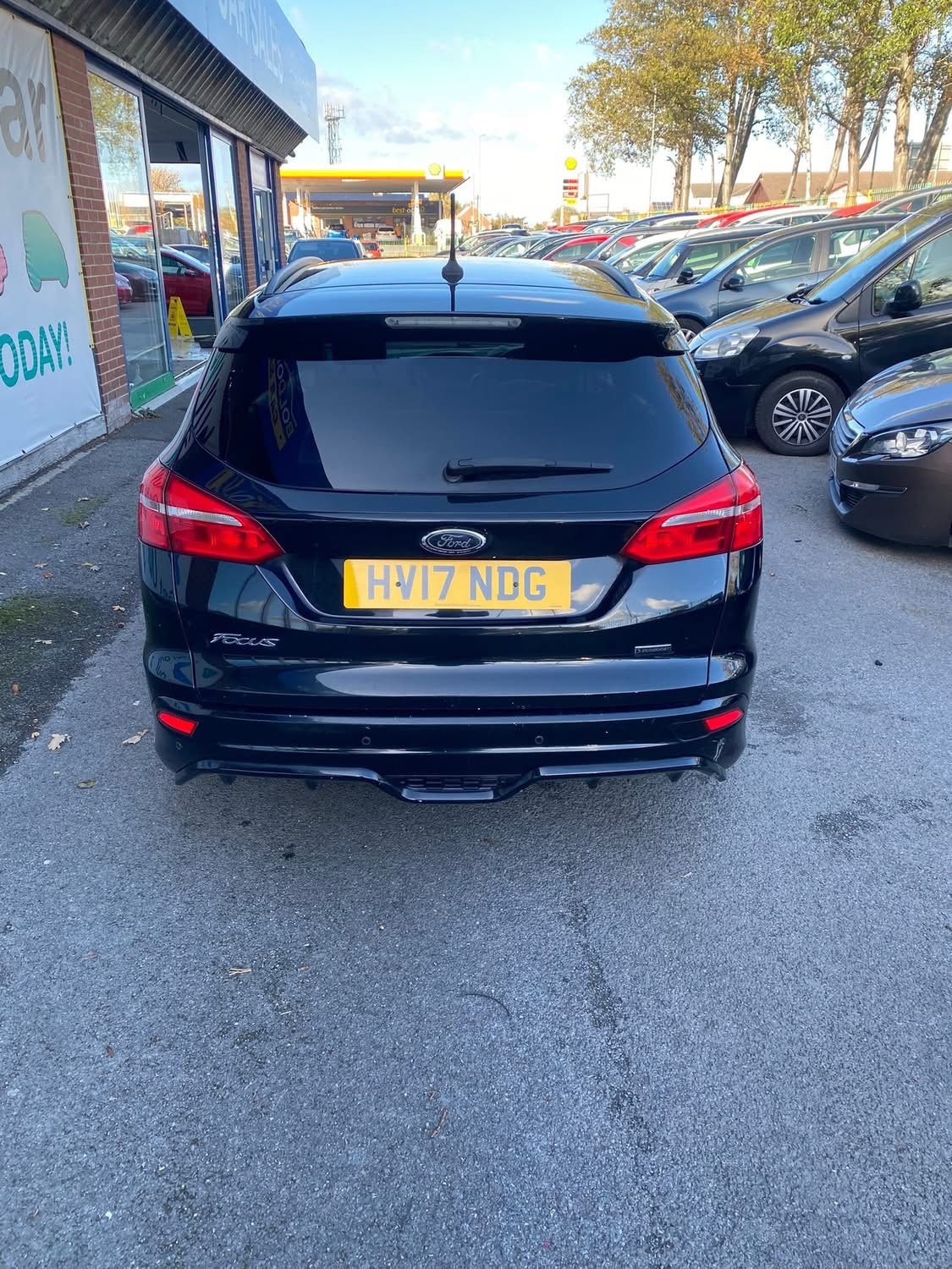 Used Ford Focus 2017 for sale - 76553666: Photo 2