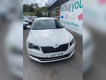 Used Skoda Superb 2017 for sale - 75536000: Photo