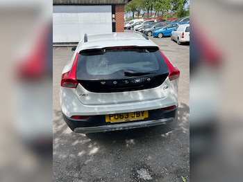 Used Volvo V40 2014 for sale - 78669144: Photo