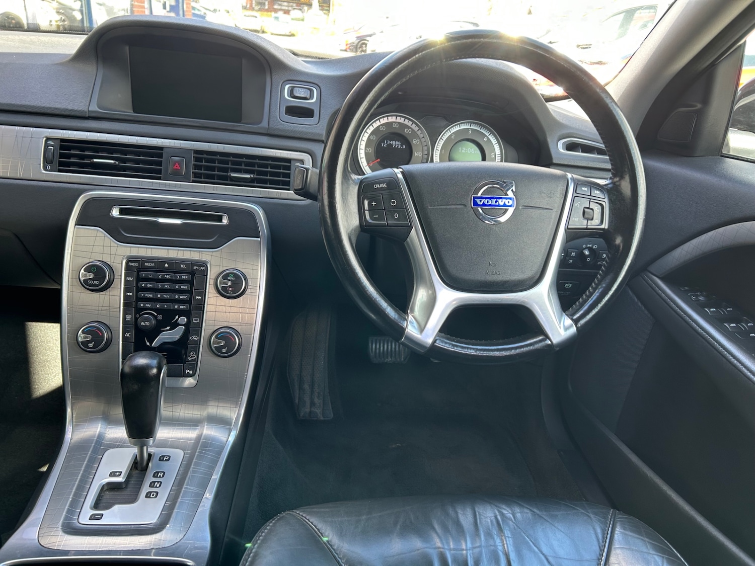 Used Volvo XC70 2011 for sale - 78065597: Photo 7