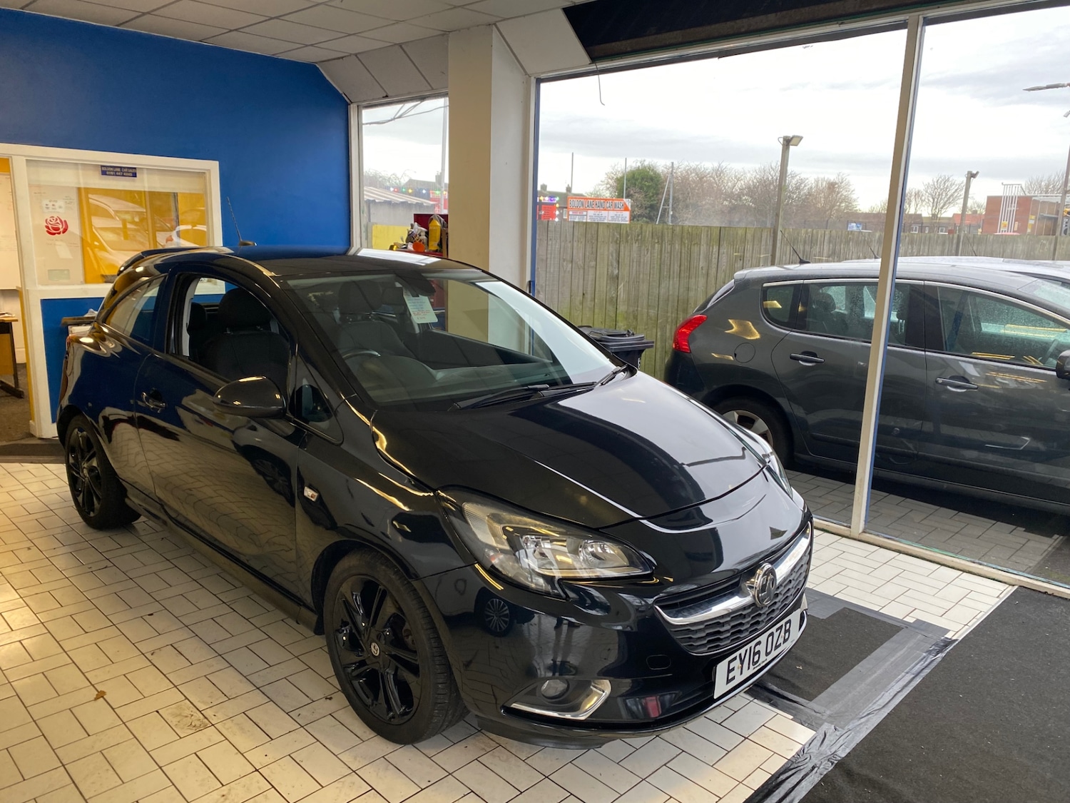 Used Vauxhall Corsa 2016 for sale - 76919239: Photo 1
