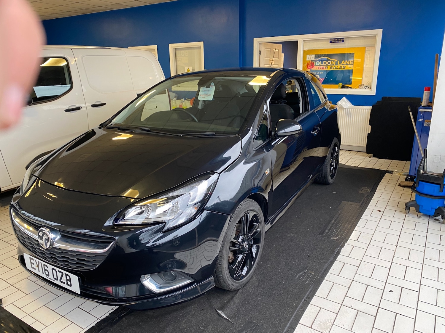 Used Vauxhall Corsa 2016 for sale - 76919239: Photo 3
