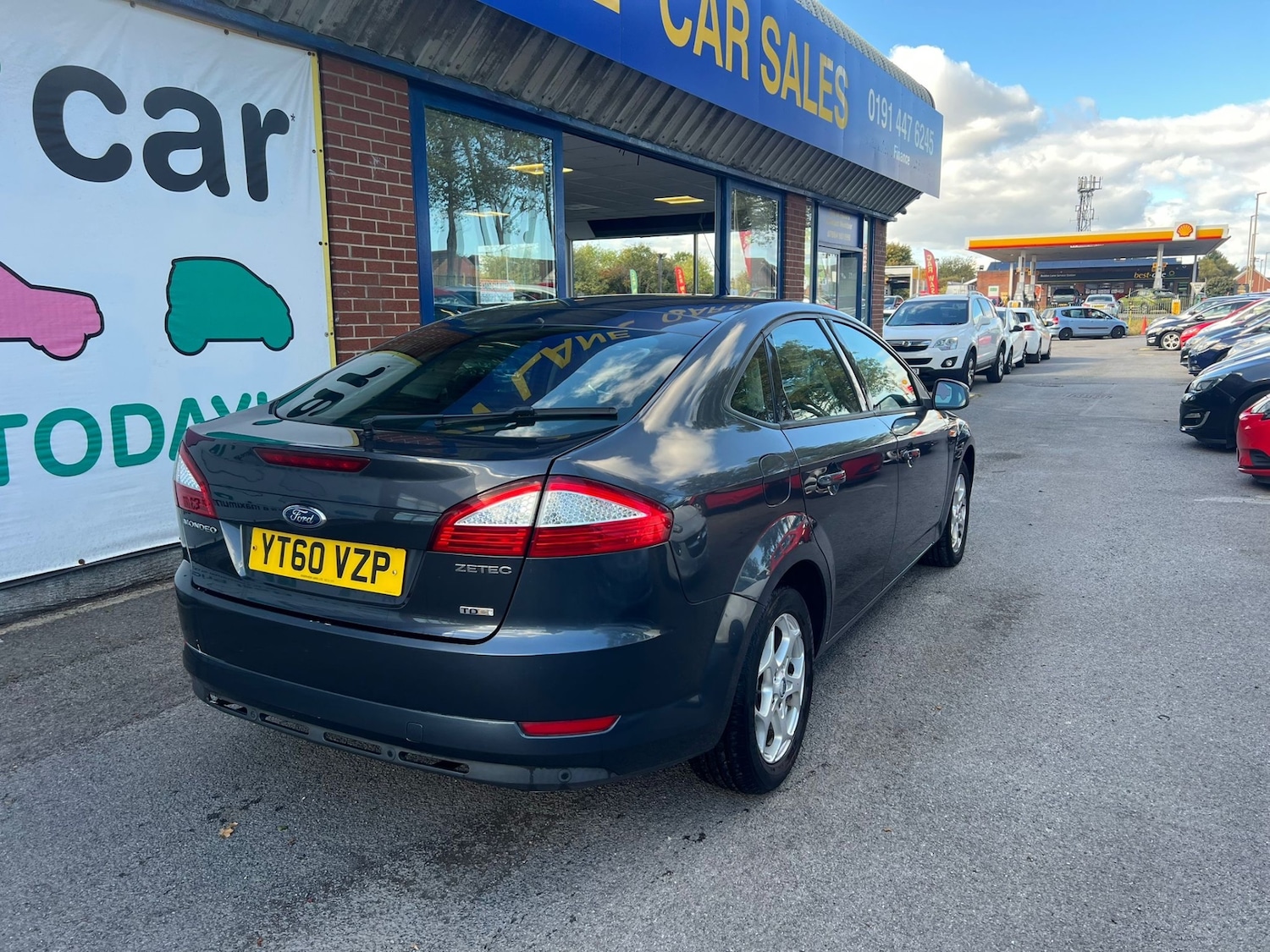 Used Ford Mondeo 2010 for sale - 76027639: Photo 4