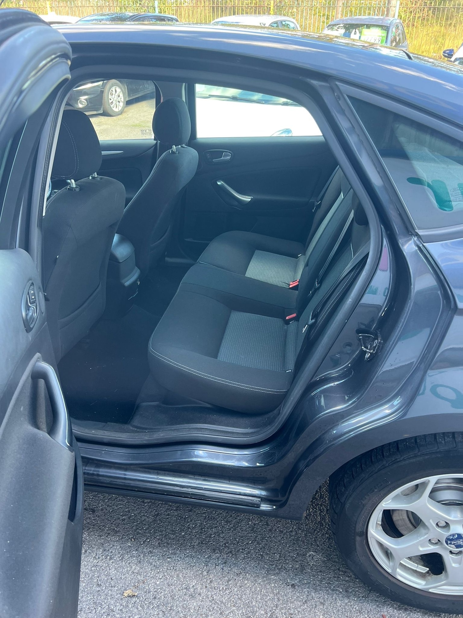 Used Ford Mondeo 2010 for sale - 76027639: Photo 7