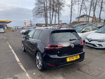 Used Volkswagen Golf 2016 for sale - 77616125: Photo