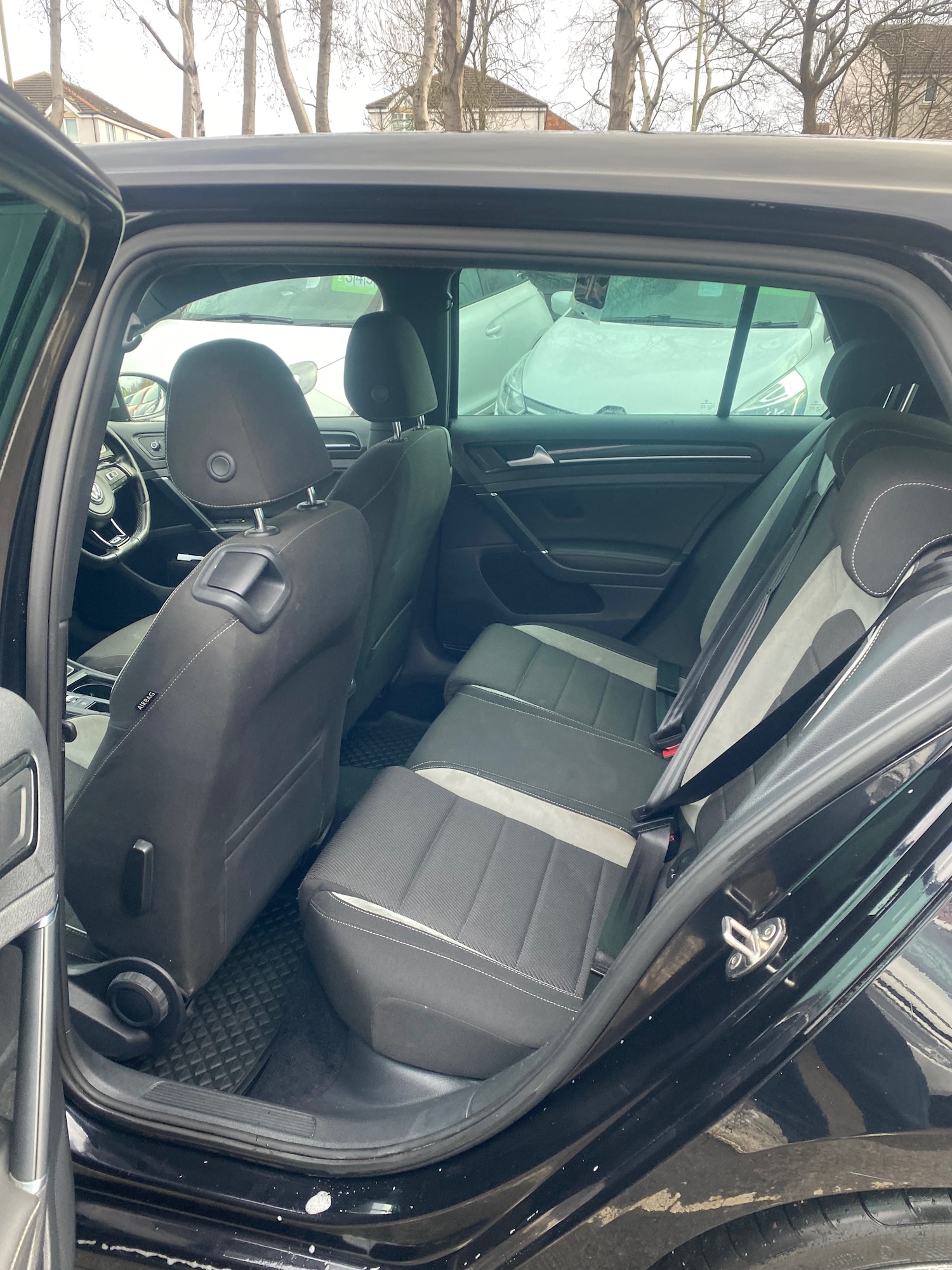 Used Volkswagen Golf 2016 for sale - 77616125: Photo 9