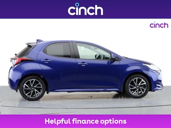 Used Toyota Yaris 2021 for sale - 76217637: Photo 2