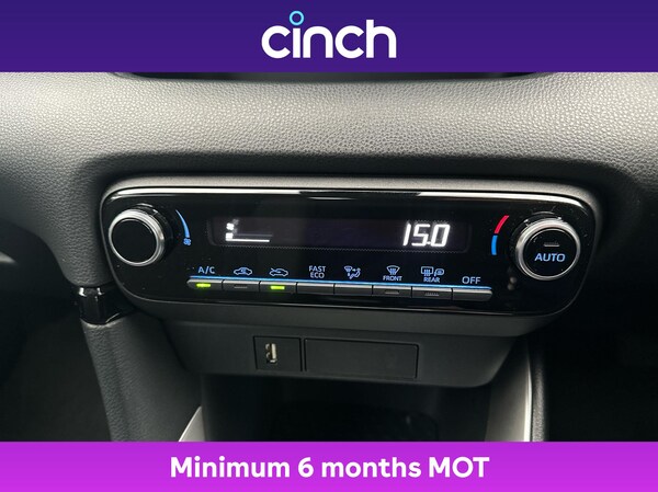 Used Toyota Yaris 2021 for sale - 76217637: Photo 32
