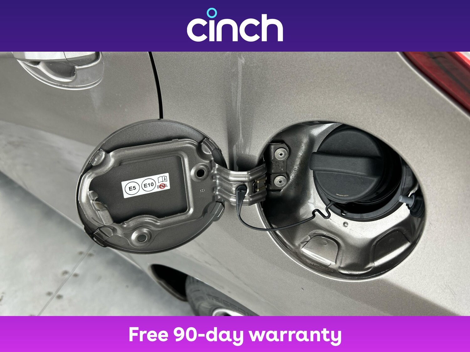 Used Toyota Yaris 2018 for sale - 76416468: Photo 29