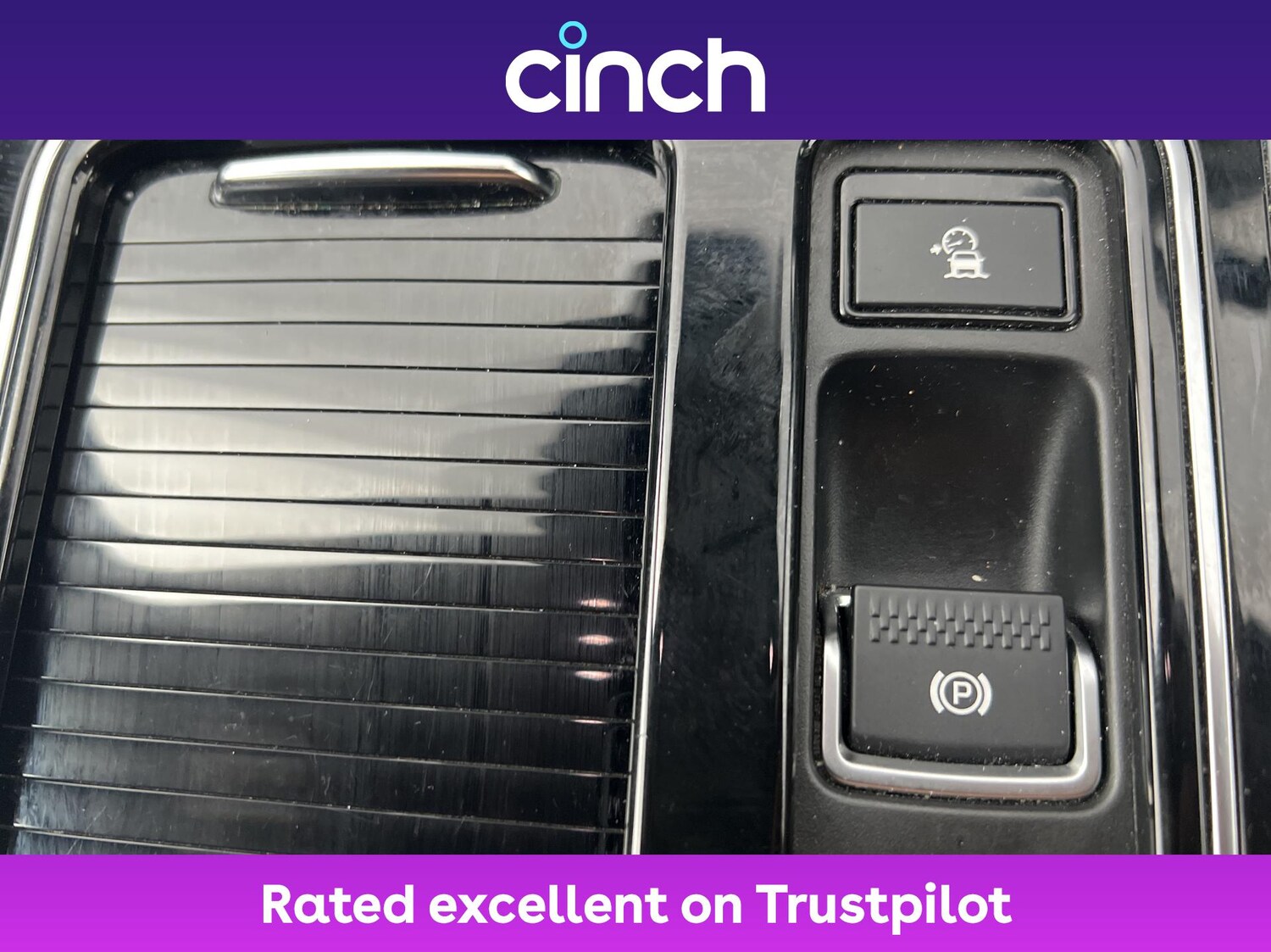 Used Jaguar XE 2018 for sale - 76934403: Photo 33