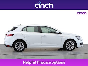 Used Renault Megane 2017 for sale - 76093499: Photo 2