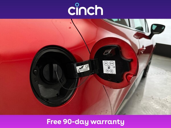 Used Renault Clio 2018 for sale - 76024150: Photo 29