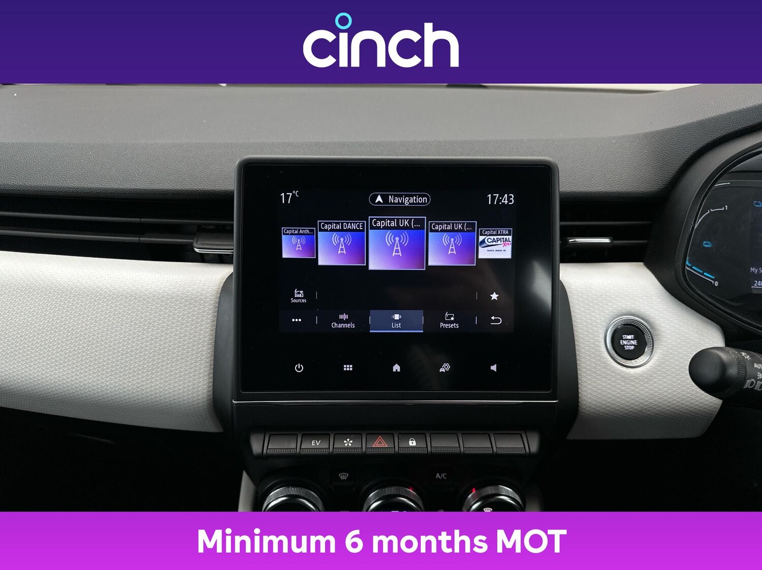 Used Renault Clio 2022 for sale - 76125300: Photo 32