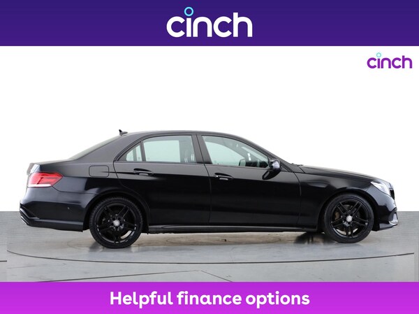 Used Mercedes-Benz E-Class 2015 for sale - 76245971: Photo 2