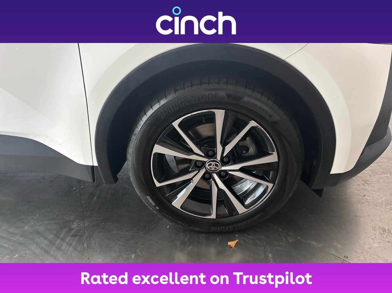 Used Toyota C-HR 2024 for sale - 76654629: Photo 28