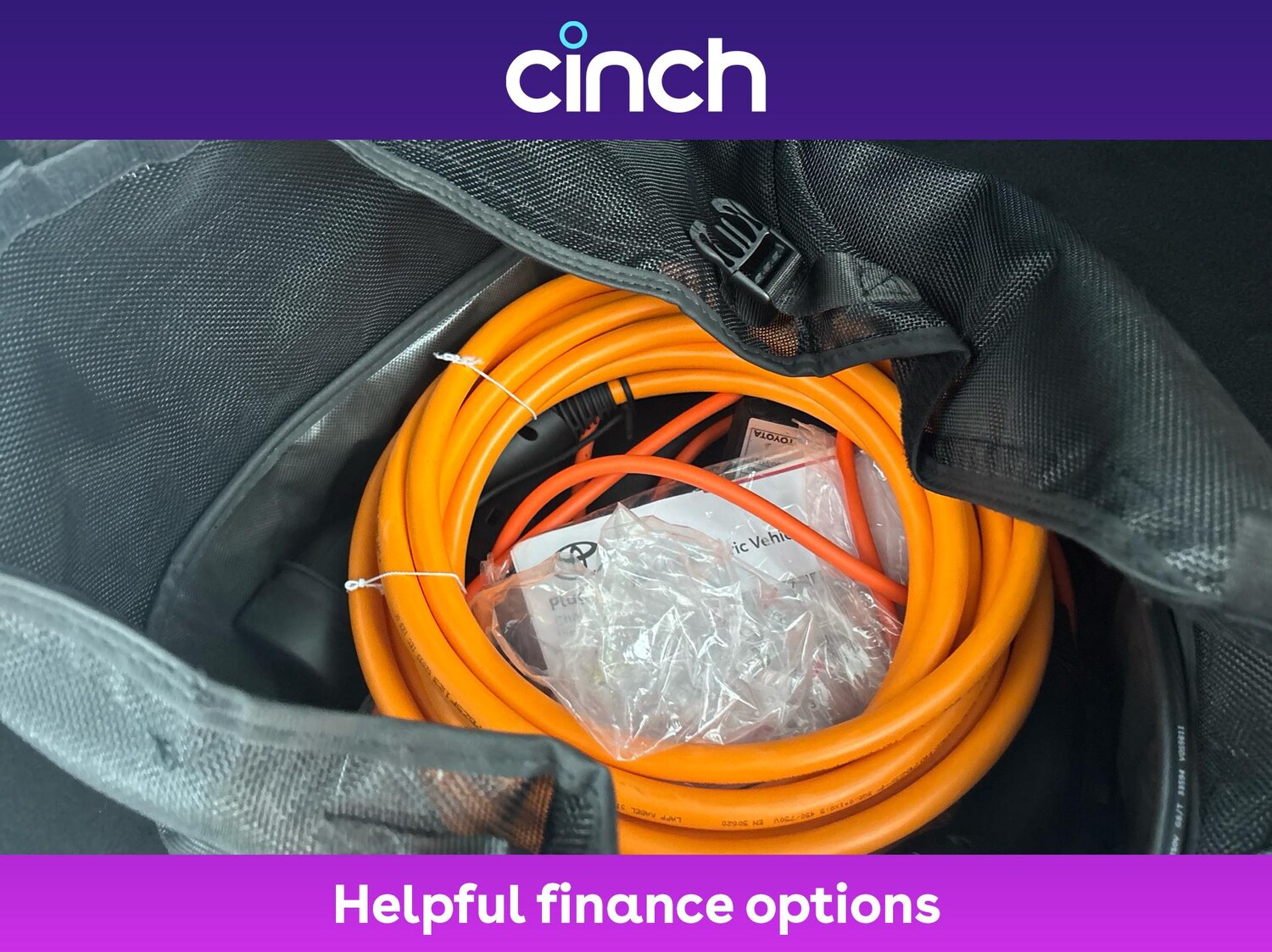 Used Toyota C-HR 2024 for sale - 76654629: Photo 30