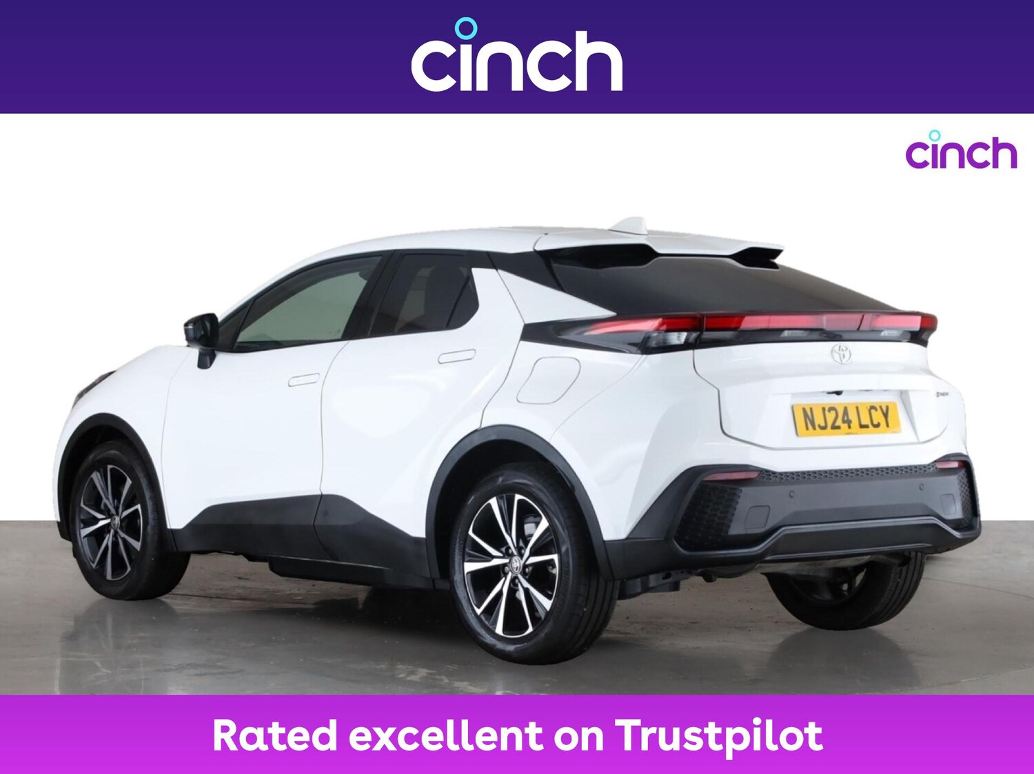 Used Toyota C-HR 2024 for sale - 76654629: Photo 6