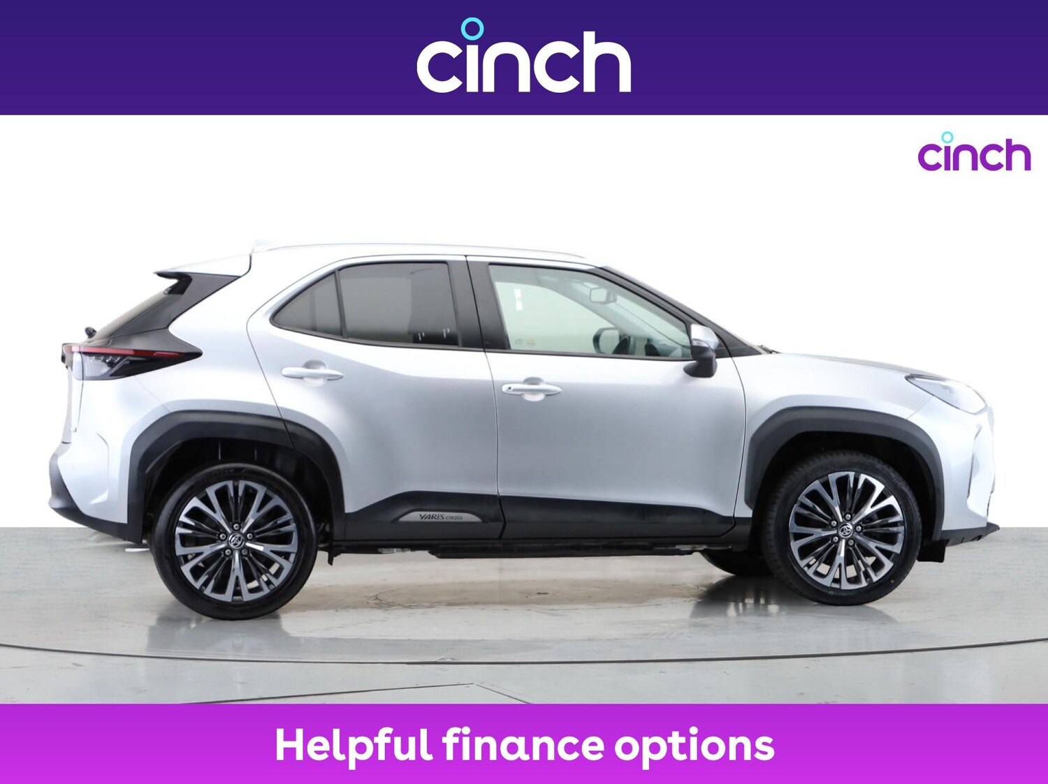 Used Toyota Yaris Cross 2022 for sale - 76441876: Photo 2