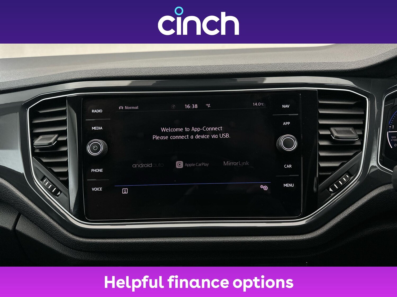 Used Volkswagen T-Roc 2018 for sale - 76438790: Photo 30