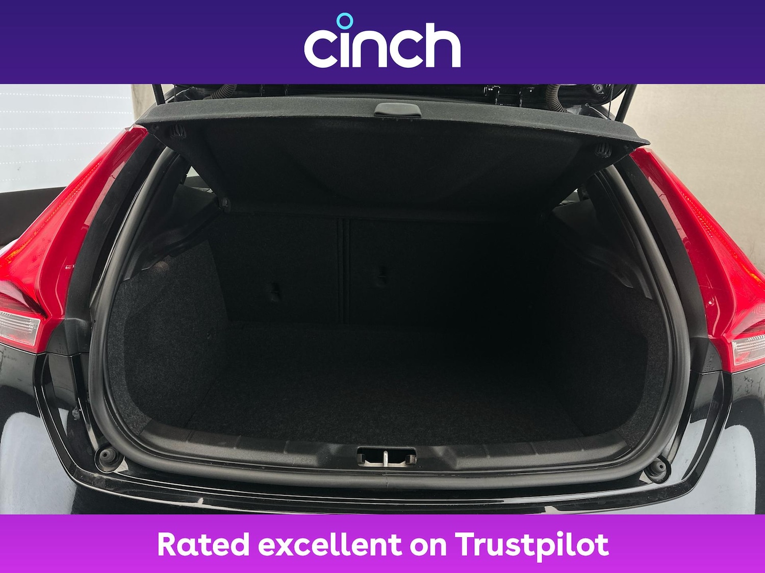 Used Volvo V40 2018 for sale - 76373125: Photo 21