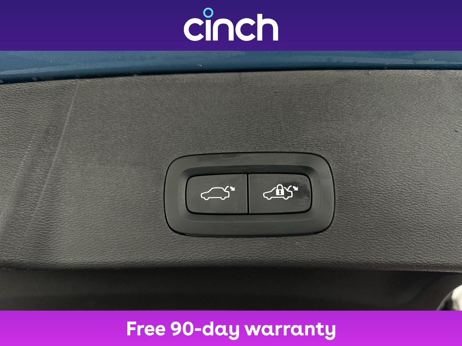 Used Volvo XC40 2023 for sale - 76400659: Photo 39