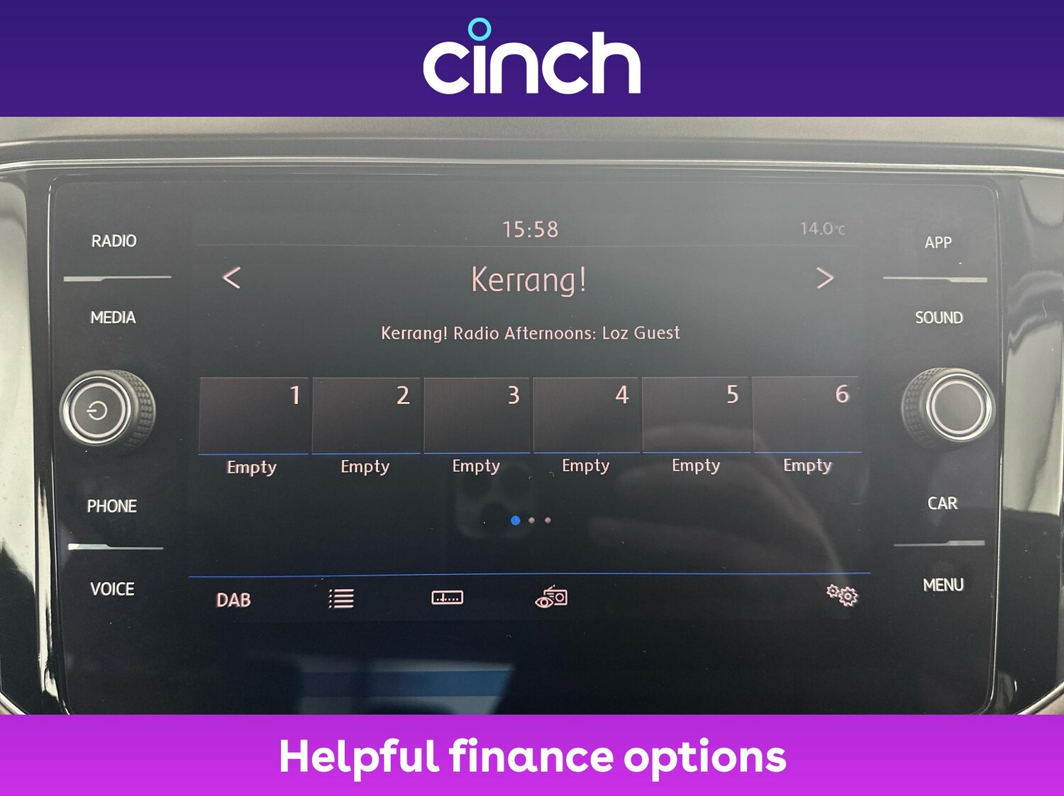 Used Volkswagen T-Roc 2019 for sale - 76133859: Photo 30