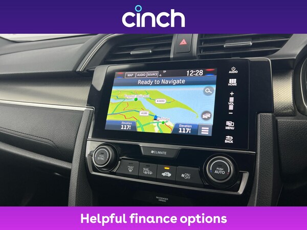 Used Honda Civic 2018 for sale - 76186536: Photo 30